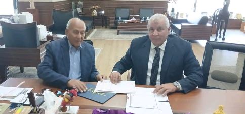 محافظ الوادي الجديد يوقّع بروتوكول إنشاء أول مدرسة دولية خاصة