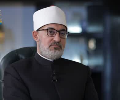 مفتي الجمهورية يحذر..الجهل والأمية الرقمية والدينية أخطر التحديات التي تهدد المجتمعات