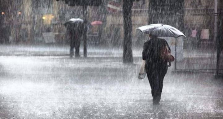 أمطار ورياح .. الأرصاد: منخفض جوي يؤثر على القاهرة والمحافظات