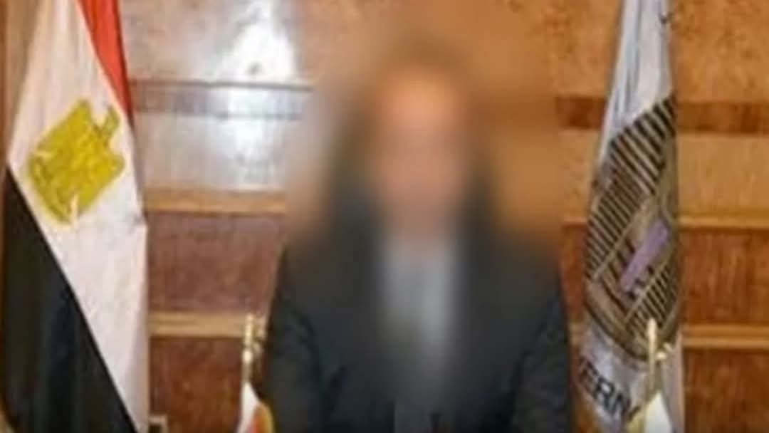 بتهمة الرشوة..السجن 7 سنوات وغرامة 10 آلاف جنيه لرئيس حي شرق الإسكندرية السابق