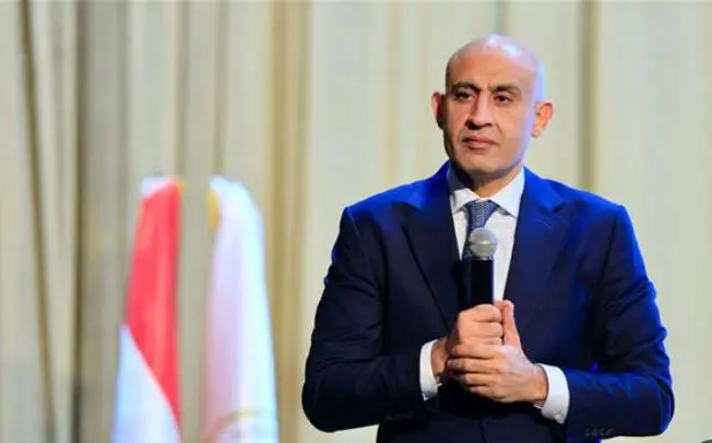 وزير التعليم يتفقد مدارس بني سويف لمتابعة انضباط العملية التعليمية