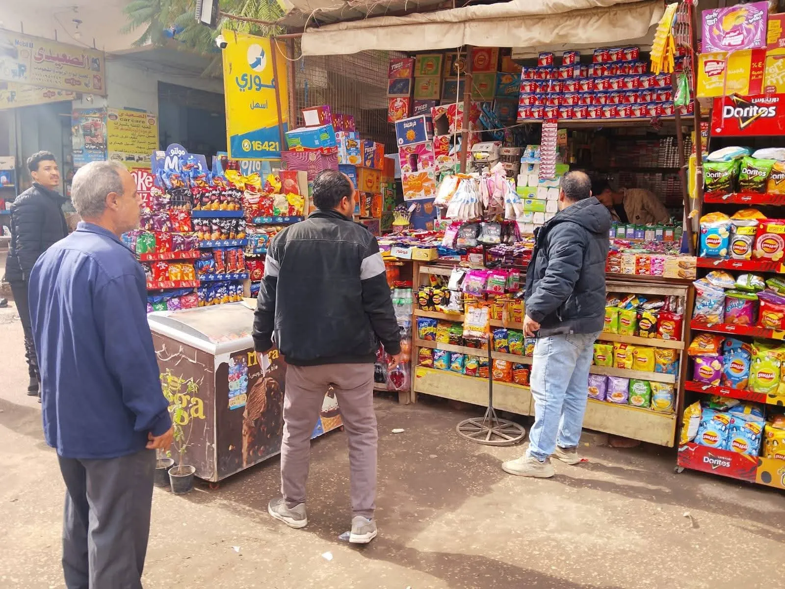 أبو الغيط يوجه بشن حملات مكثفة لإزالة الإشغالات وتطهير شارع الزهور