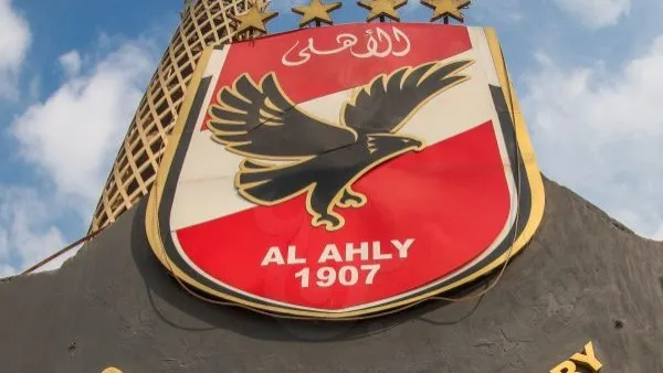 مدرسة تتعرض لعقر كلب داخل النادي الأهلي.. وإحالة الواقعة للنيابة