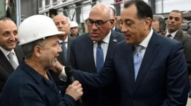 مدبولي من مصنع سيماف: تطوير حقيقي وخبرات وطنية تصنع مستقبل النقل