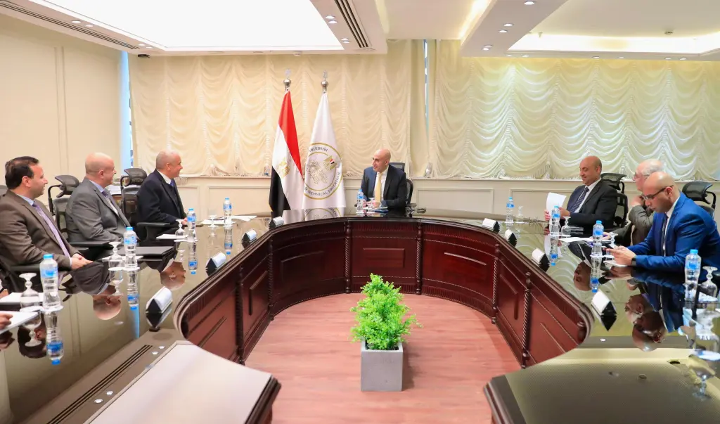 تطوير التعليم الفني في مصر.. شراكات صناعية ومهارات رقمية حديثة للطلاب