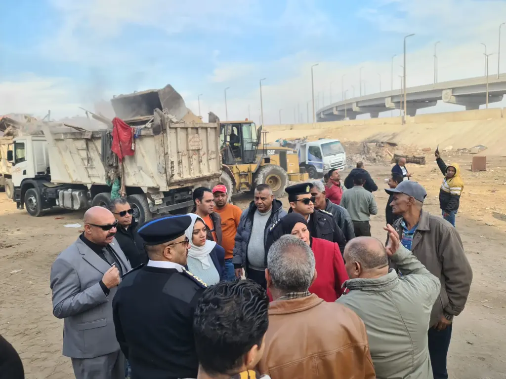حرب على العشوائية.. حملة مكبرة لمصادرة الكارو وتطهير شوارع شبرا الخيمة