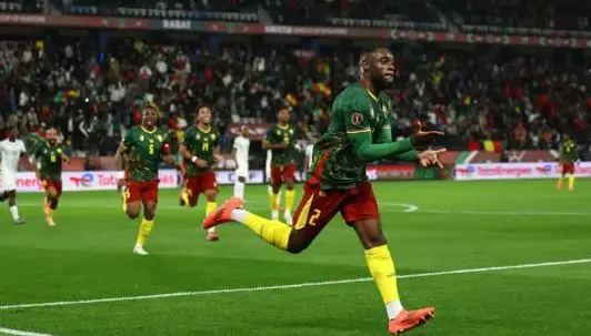 أسود الكاميرون تفترس الأولاد وتصعد لـ ملاقاة المغرب في ربع نهائي كأس أفريقيا