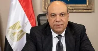 وزير الطيران: وداعاً لـ كارت الجوازات مطلع فبراير واعتماد الأنظمة الإلكترونية