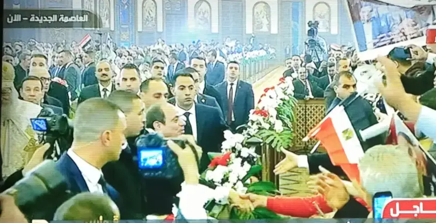 الرئيس السيسي يصل كاتدرائية ميلاد المسيح لتهنئة الأقباط بعيد الميلاد