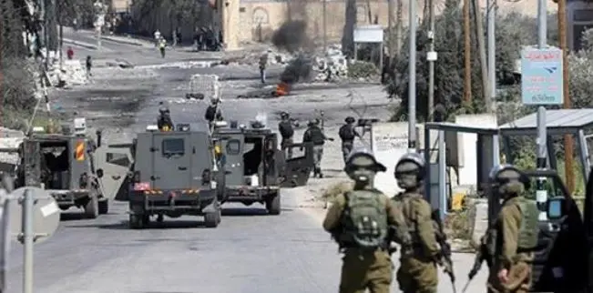 اقتحامات إسرائيلية واسعة تطال مدن وبلدات بالضفة الغربية