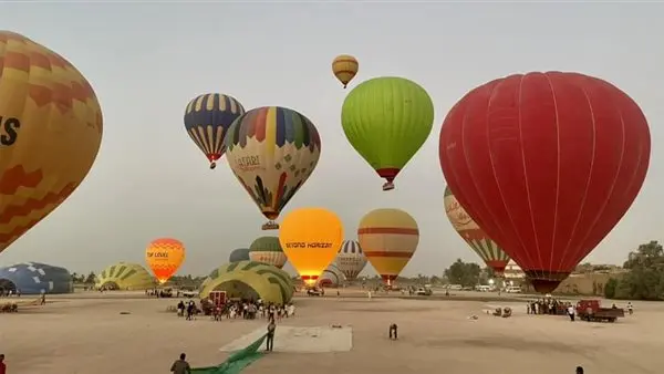  كواليس القرار المفاجئ.. لماذا خلت سماء الأقصر من المنطاد لليوم الثاني؟ 