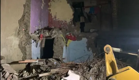 انهيار منزل من طابقين في الإسماعيلية دون إصابات