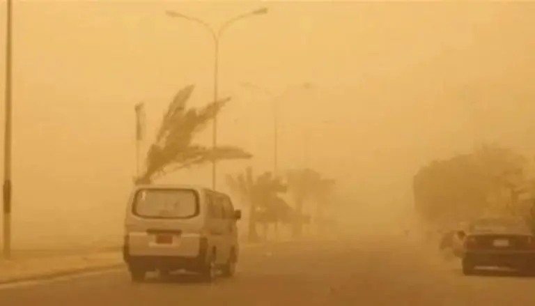 عاجل: تحذير من الأرصاد الجوية.. عاصفة ترابية تضرب المحافظات وسرعة الرياح تصل لـ60 كم