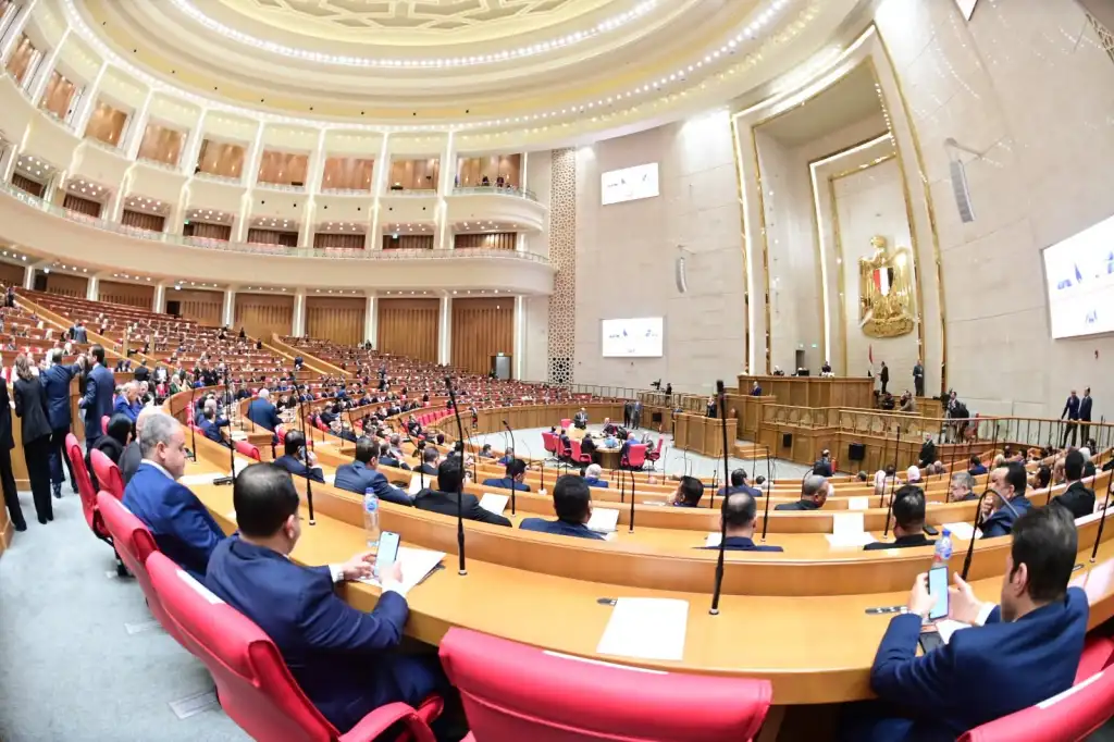 هل يجبر طلاب الثانوية على نظام البكالوريا؟ .. طلب إحاطة يشعل البرلمان