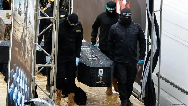 حماس تؤكد التزامها بتسليم الجثة الأخيرة.. وتوضح تفاصيل اجتماع القاهرة