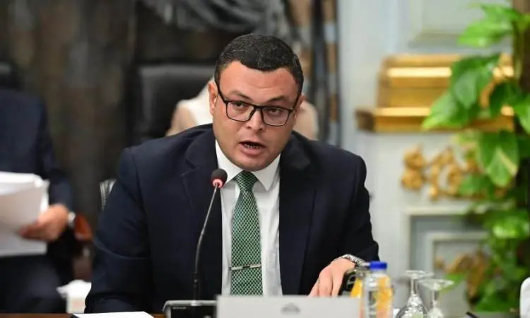 وزير الإسكان يُصدر 30 قرار إزالة لمخالفات بناء بالساحل الشمالي الغربي