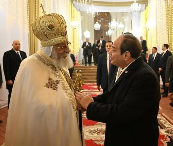 الرئيس السيسي يطمئن على صحة البابا تواضروس الثاني في اتصال هاتفي