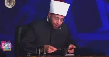 دولة التلاوة.. أسامة الأزهري يغزل قصيدة في حب القرآن ويؤكد: مصر ولّادة للنماذج المبدعة