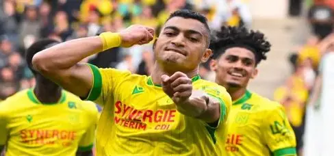 رغم الهزيمة الثقيلة لفريقه بالدوري الفرنسي.. مصطفى محمد يحرز هدفا رائعا 