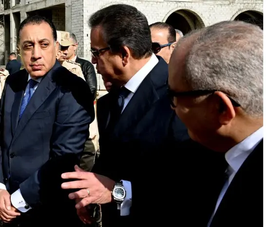 رئيس الوزراء يتفقد مشروع إنشاء مُستشفى هليوبوليس الجديدة