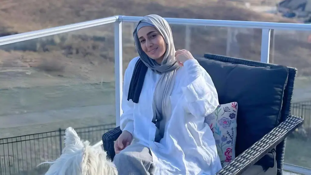 حلا شيحة تتصدر التريند بعد حديثها عن ارتداء الحجاب