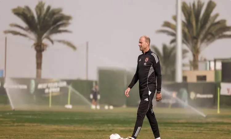  توروب ينهى جدل  تشكيلة الأهلي لمواجهة الإسماعيلي الليلة