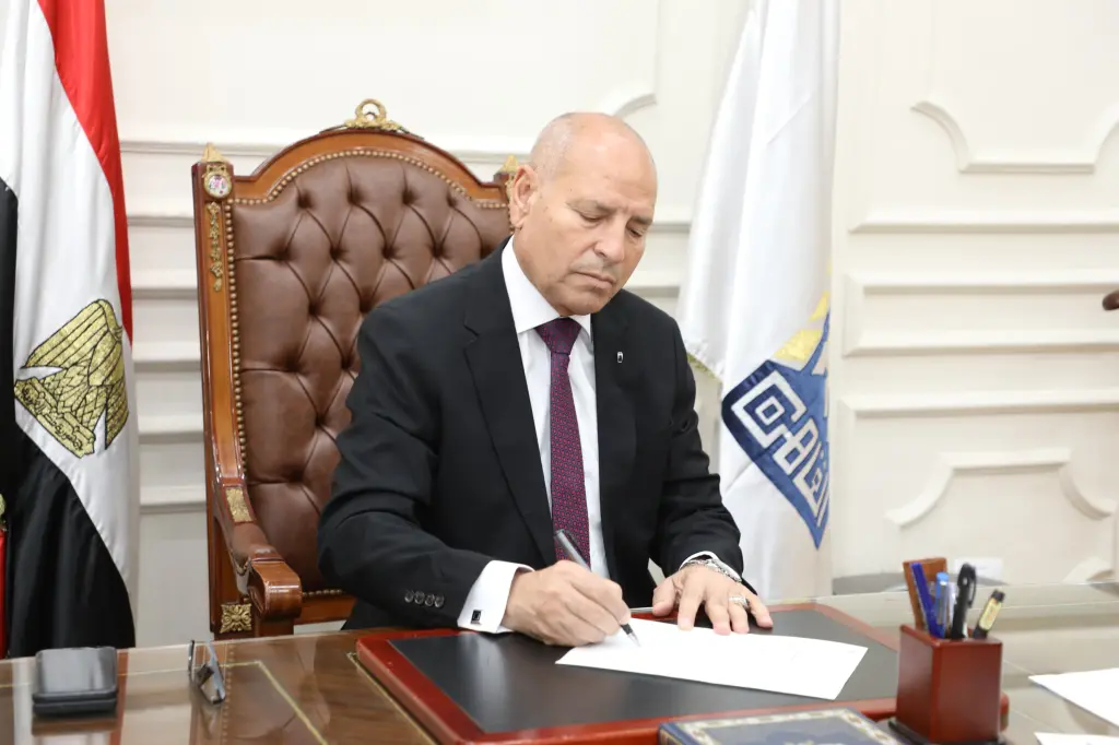 محافظ القاهرة يعلن مواعيد تشغيل نفقى الأزهر خلال رمضان