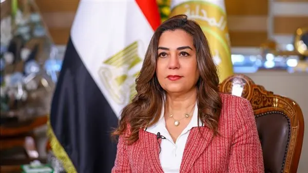 استجابة سريعة لشكاوى مصرف أبو عوض بالهرم.. رفع 45 طن مخلفات 