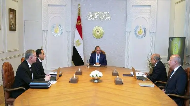  الرئيس السيسي يبحث مع مدبولي ووزيري الكهرباء والبترول تأمين إمدادات الغاز