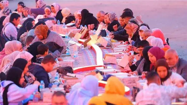 التضامن تدخل موسوعة جينيس بأكبر عدد وجبات إفطار خلال ساعة