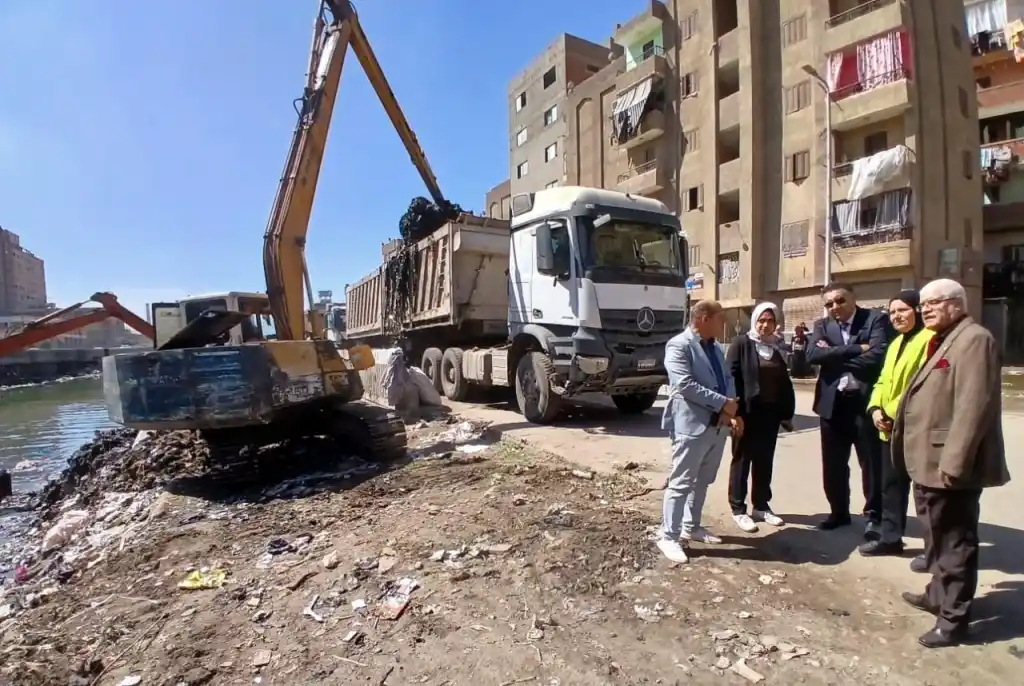 محافظ القليوبية يؤمن عبور الطلاب لترعة الشرقاوية