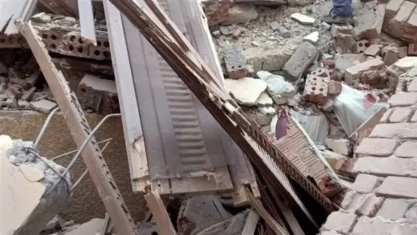 تفاصيل انهيار عقار من 5 طوابق بكفر الحمام في بنها 