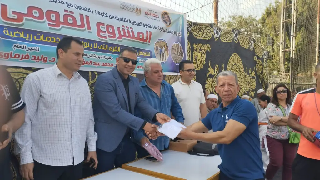 ضمن مشروع القوافل القومي.. مدير شباب القليوبية يشهد الأنشطة الرياضية ببنها