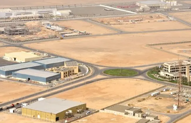 بـ 900 ألف متر مربع.. تفاصيل طرح 400 قطعة أرض صناعية جديدة في 15 محافظة