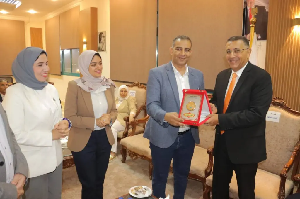 تقديراً لعطائه المتميز.. محافظ القليوبية يكرم الفرماوي بعد تصعيده لوزارة الشباب والرياضة