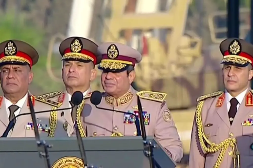 الرئيس السيسي يعلن افتتاح مقر القيادة الاستراتيجية للدولة 